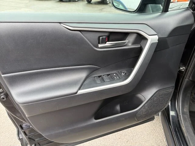 Used 2021 Black Toyota XLE image 16