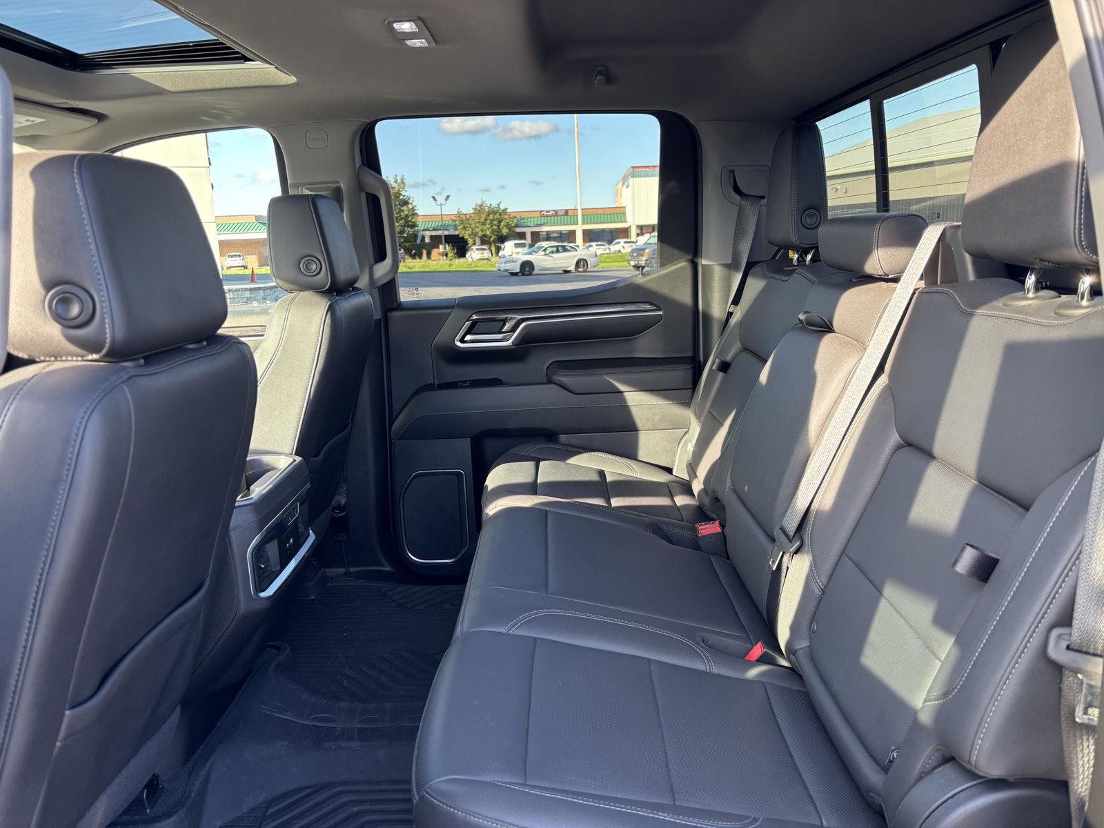 Used 2022 Northsky Blue Metallic Chevrolet LTZ image 33