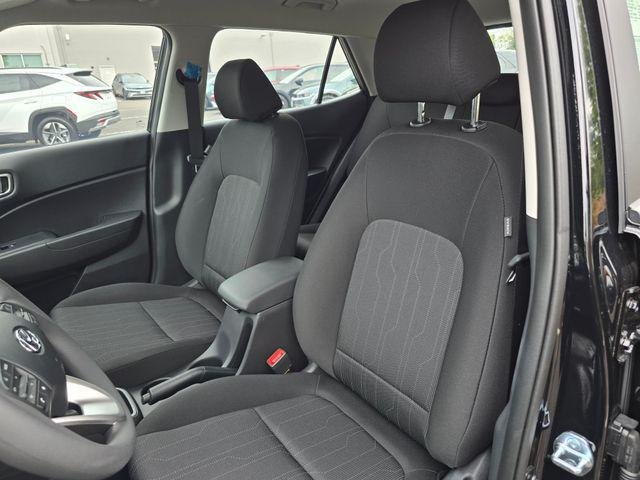 New 2026 Onyx Black Hyundai SE image 21