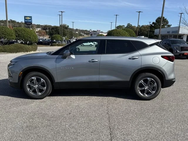 2025 Chevrolet Blazer 2LT - Photo 6