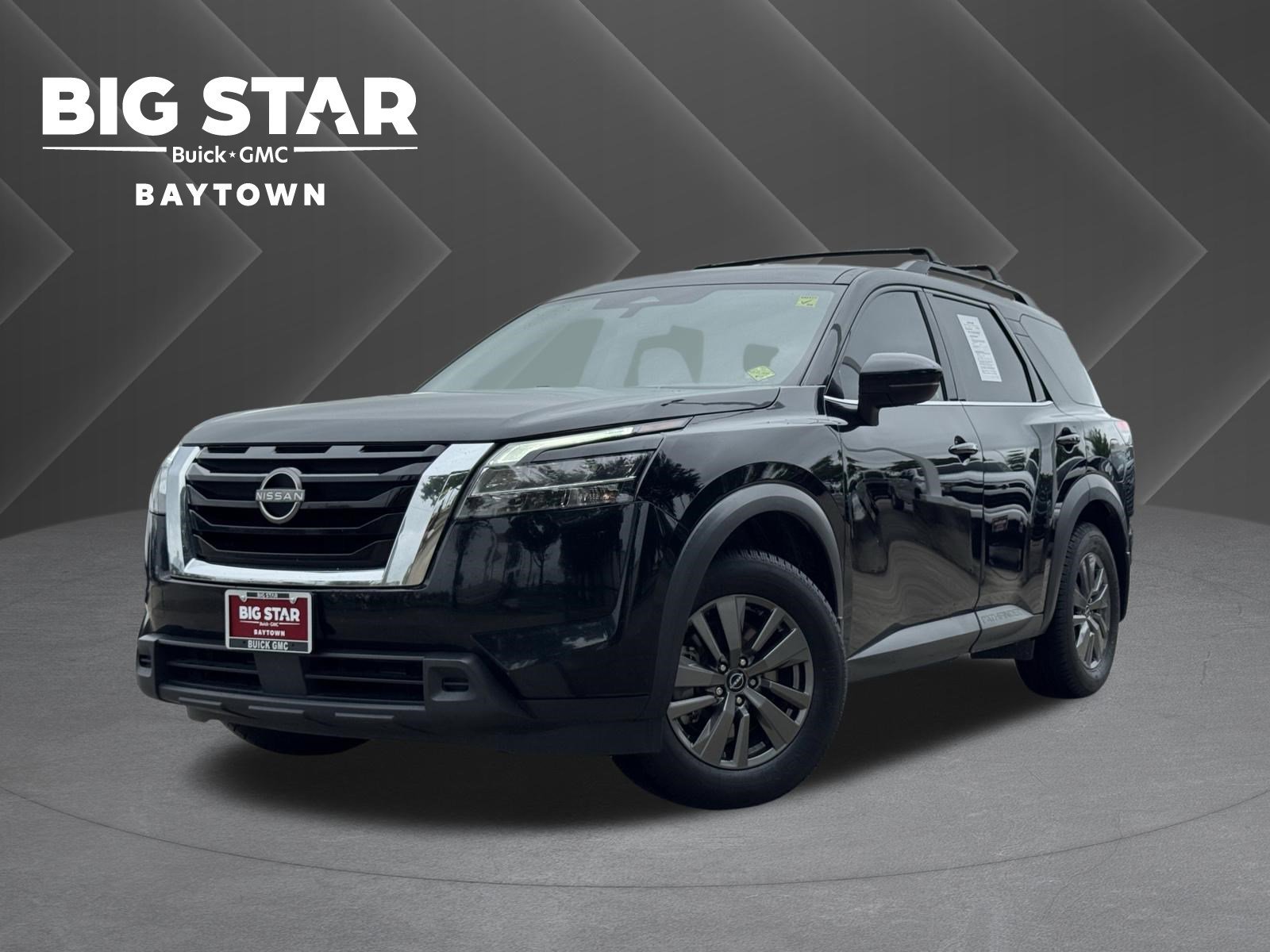 2022 Nissan Pathfinder SV 2WD's photo