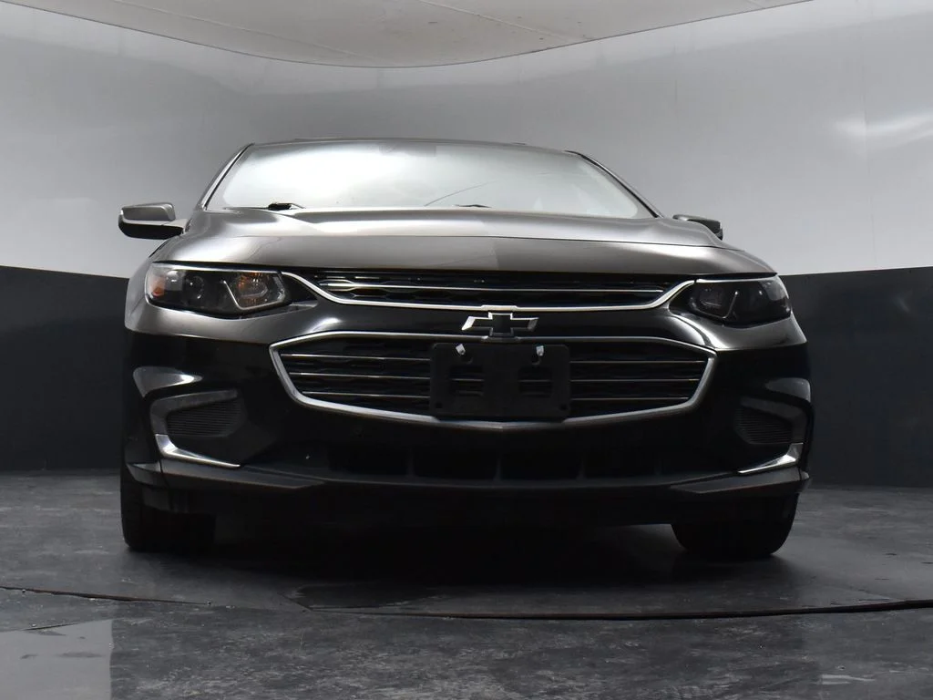 Used 2017 Black Metallic Chevrolet Premier image 9