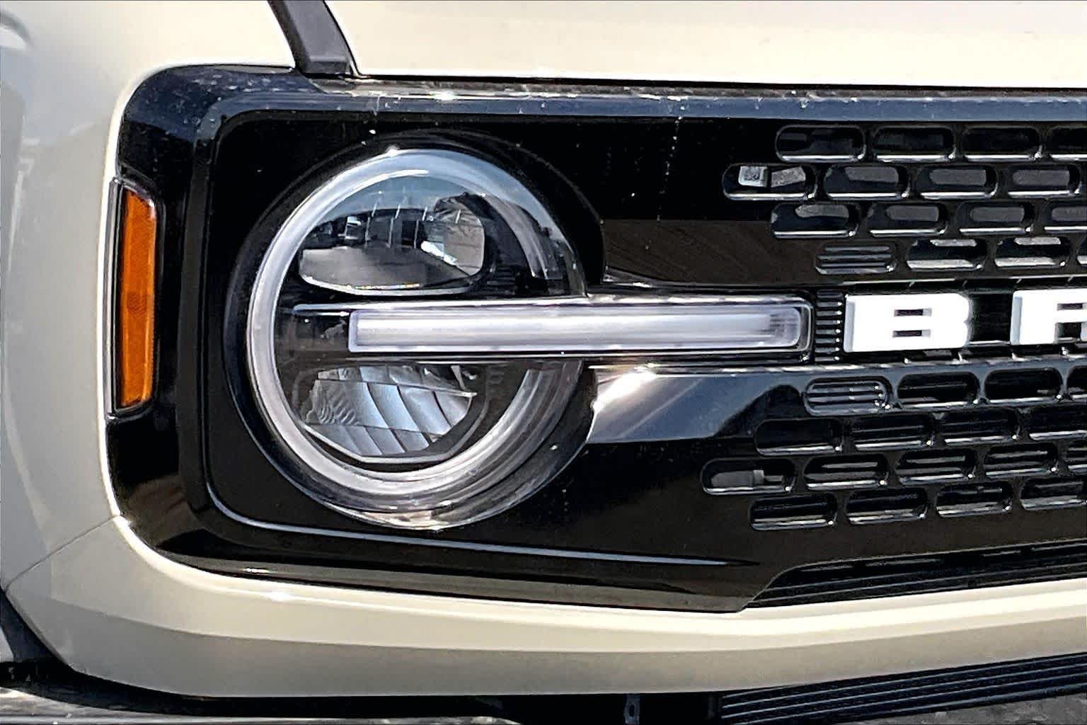 New 2026 Desert Sand Ford Badlands® image 10