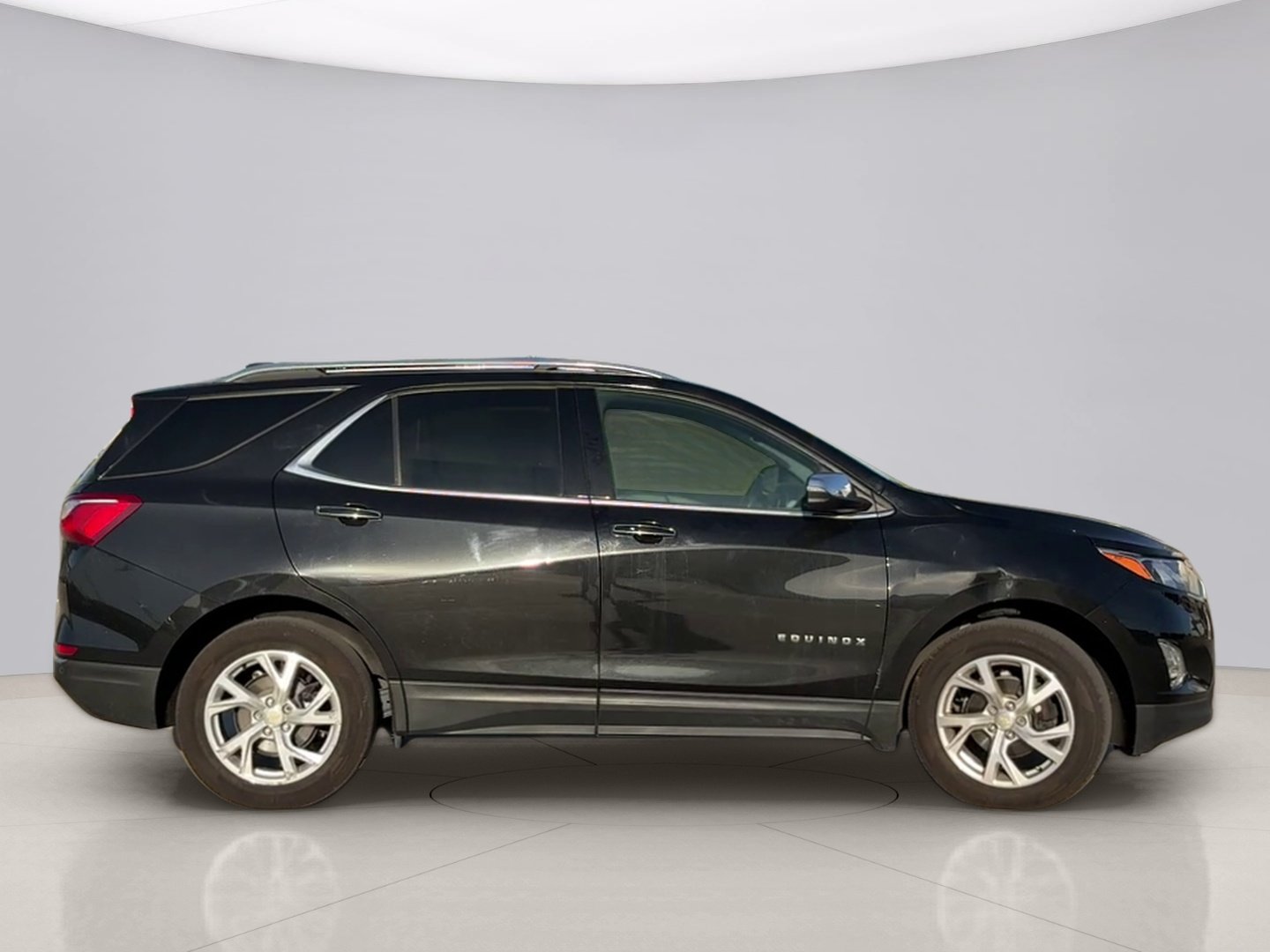 Used 2021 Black Chevrolet PREMIER image 6