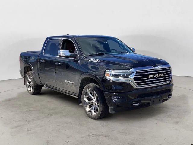 Used 2021 Diamond Black Ram Limited image 7
