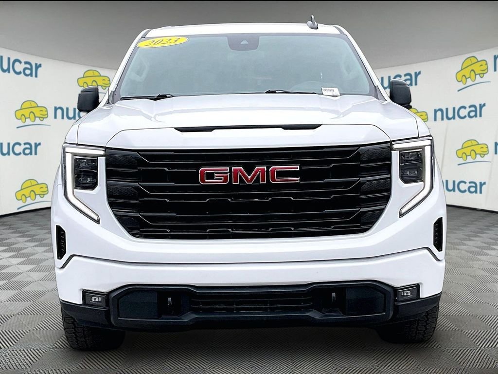 Used 2023 White GMC Elevation image 2