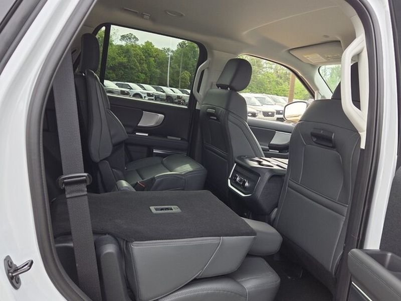 New 2026 Space Silver Metallic Ford Active image 15