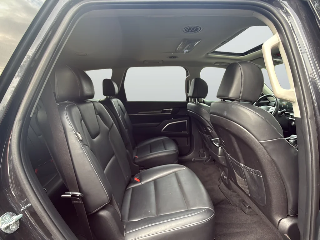Certified Used 2025 Gray Kia S image 25