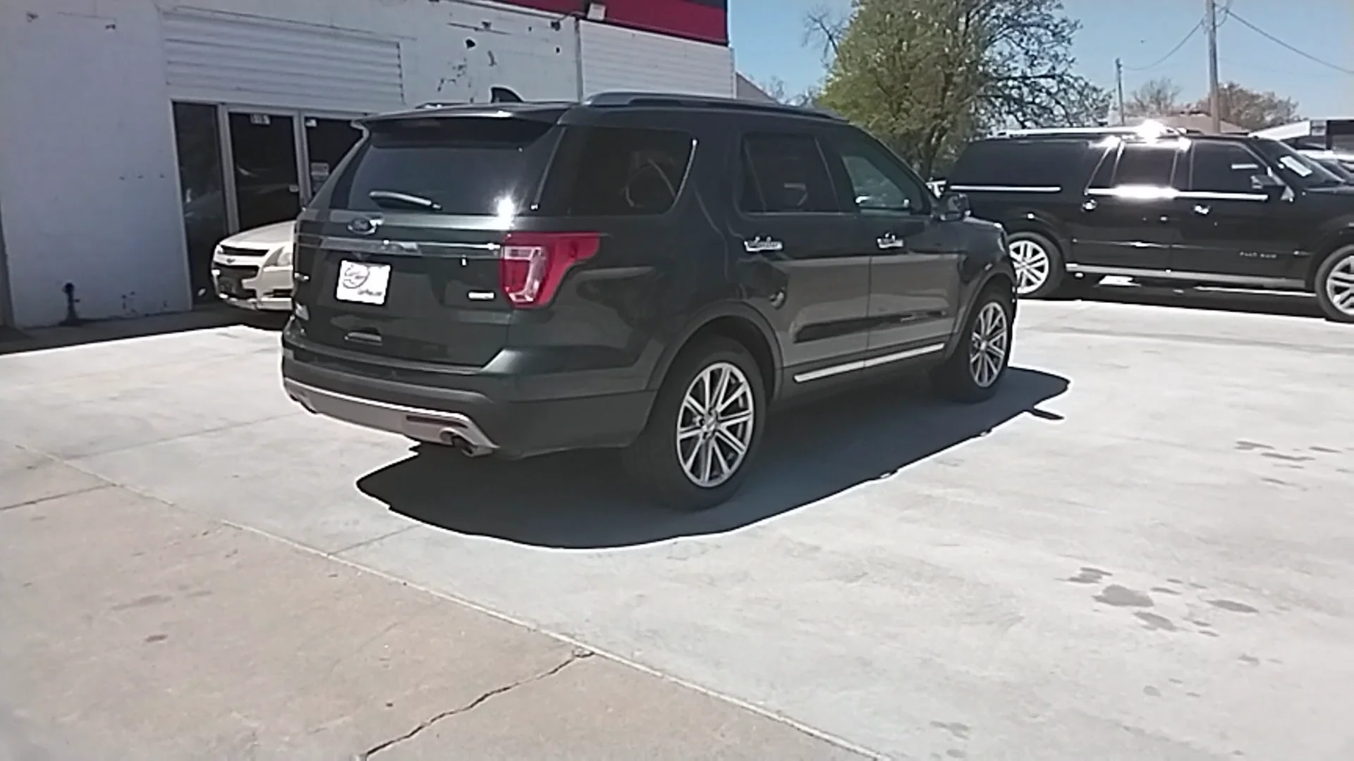 Used 2016 Gray Ford LIMITED image 5