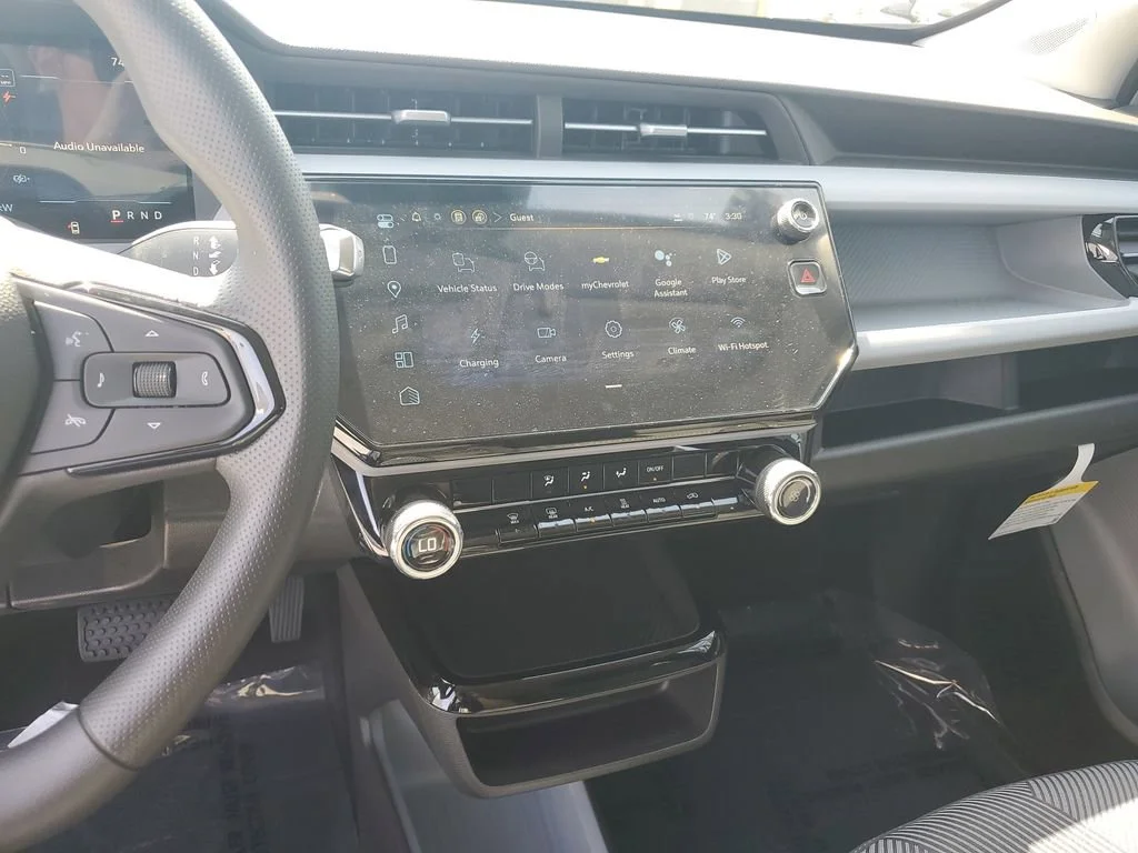 2027 Chevrolet Bolt LT - Photo 23