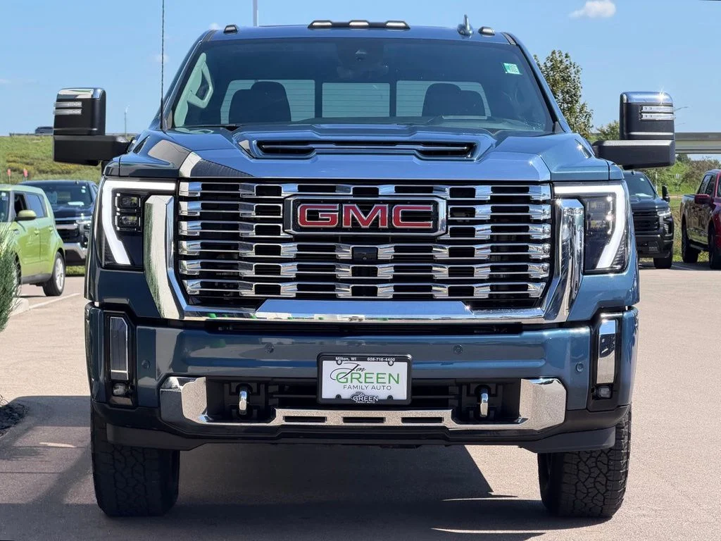 Used 2024 Blue GMC Denali image 6