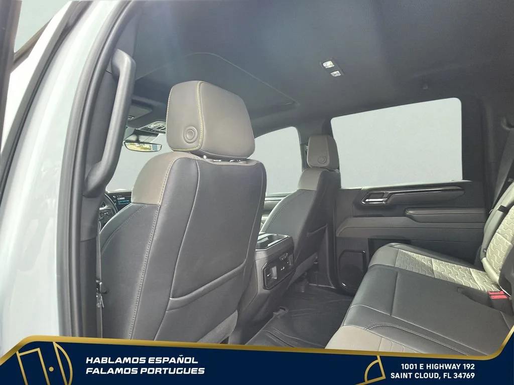 Used 2024 Summit White Chevrolet ZR2 image 31
