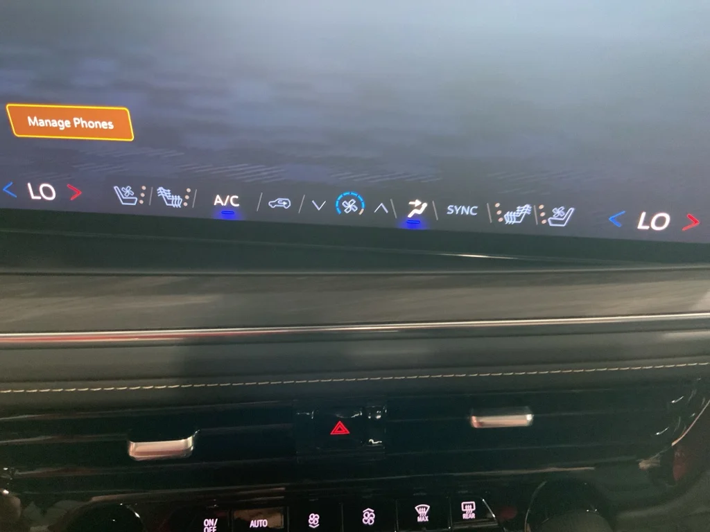 2026 Chevrolet Tahoe Premier - Photo 28
