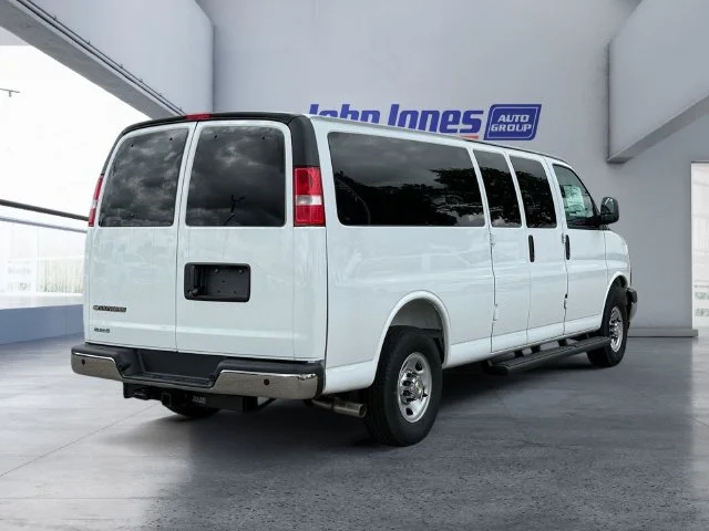 New 2026 Summit White Chevrolet 1LT image 5