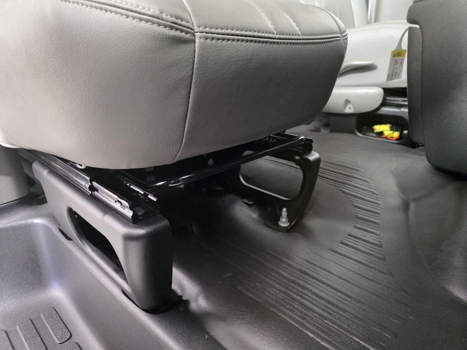 2026 Chevrolet Express Passenger LS - Photo 21