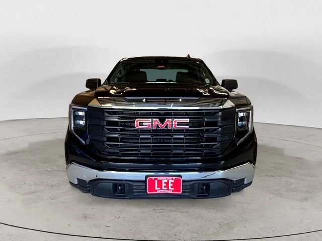 New 2026 Onyx Black GMC Pro image 9