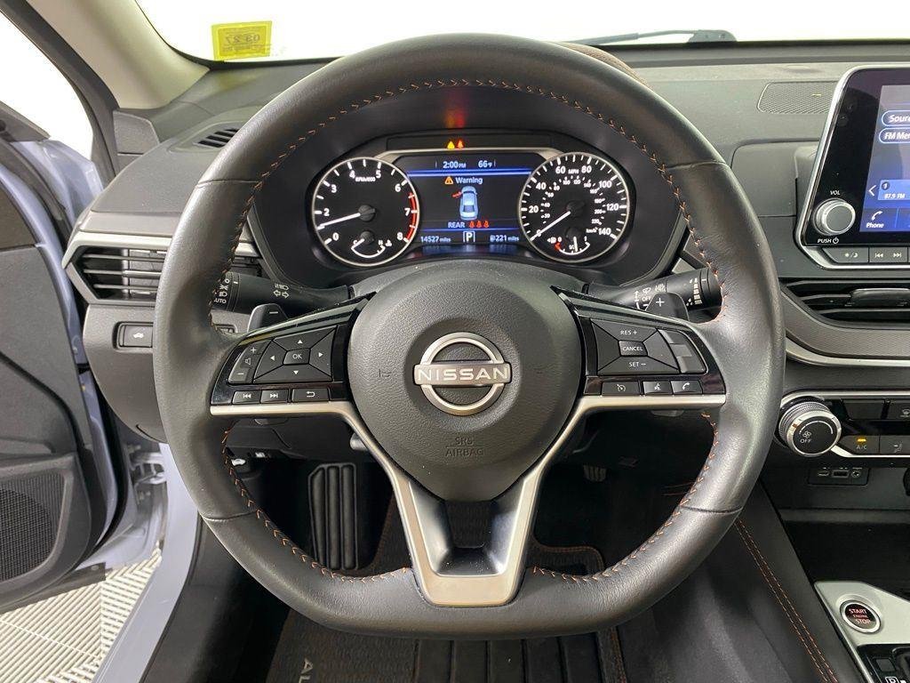 Used 2023 Pearl Nissan 2.5 SR image 13