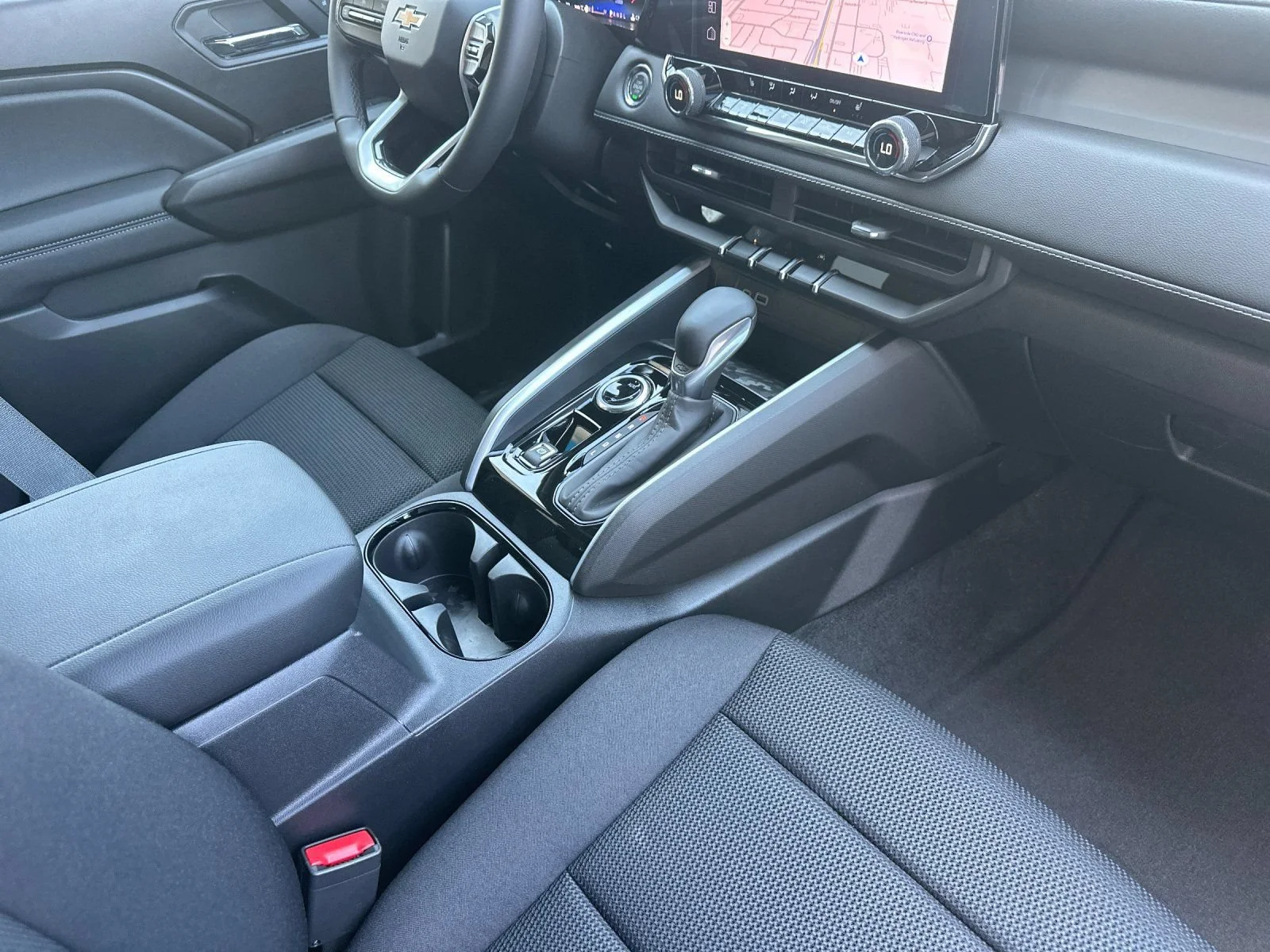 2026 Chevrolet Colorado LT - Photo 15
