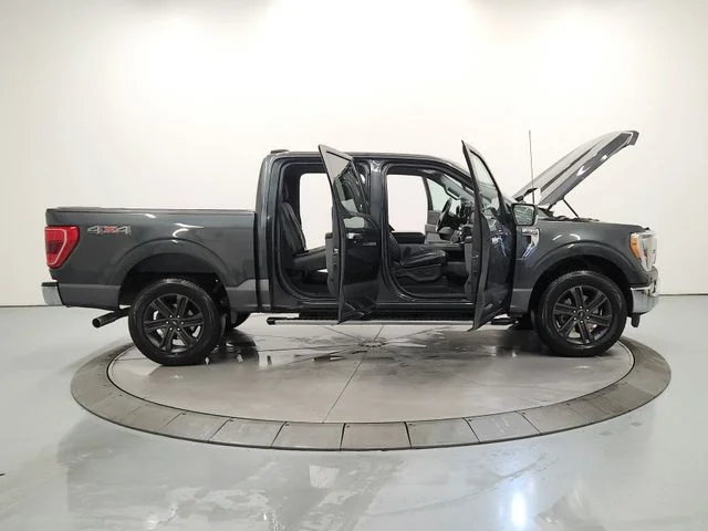 Used 2021 Green Ford XLT image 16