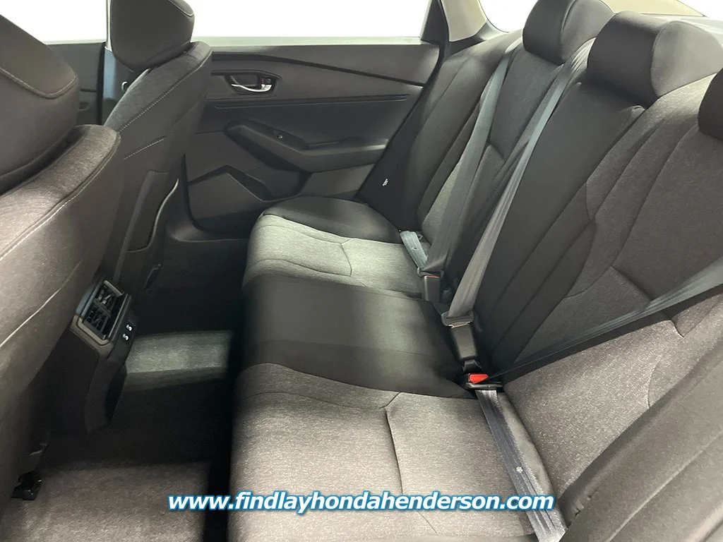 New 2026 Solar Silver Metallic Honda SE image 24