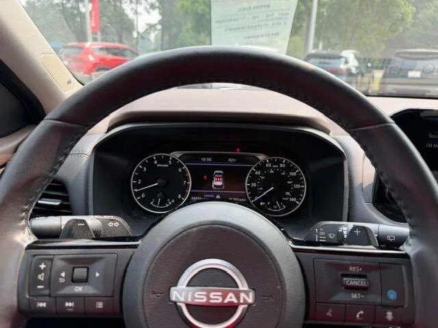 Used 2023 Gun Metallic Nissan SL image 9