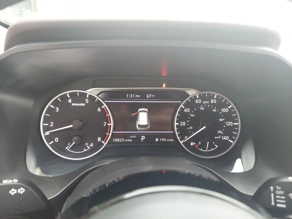 Used 2023 Gray Nissan SV image 14