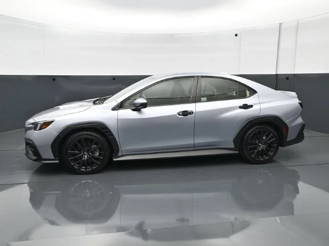Used 2025 Ice Silver Metallic Subaru Premium image 3