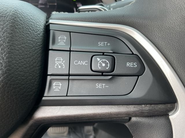 Used 2022 White Jeep 4xe image 20