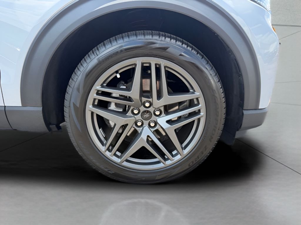 Used 2026 White Metallic Ford Active image 27