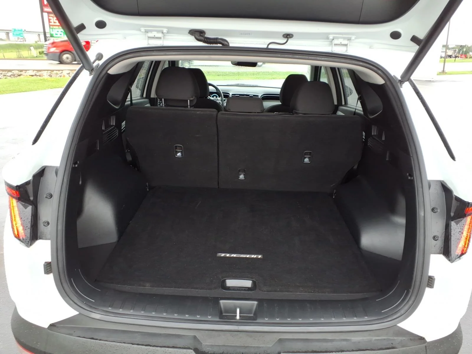 Used 2022 Quartz White Hyundai SEL Convenience image 10