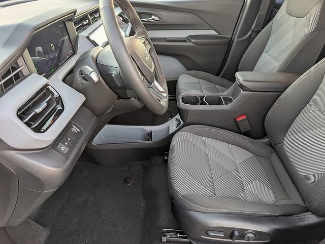 2027 Chevrolet Bolt LT - Photo 18