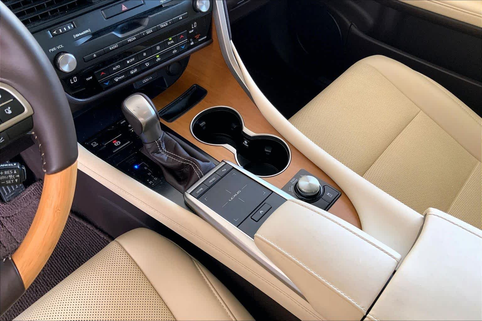 Used 2020 Eminent White Pearl Lexus  image 17