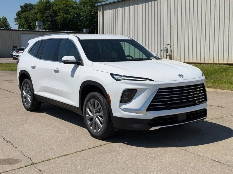 2026 Buick Enclave Preferred's photo
