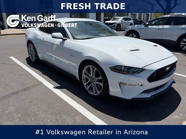 Used 2022 Oxford White Ford GT Premium image 1
