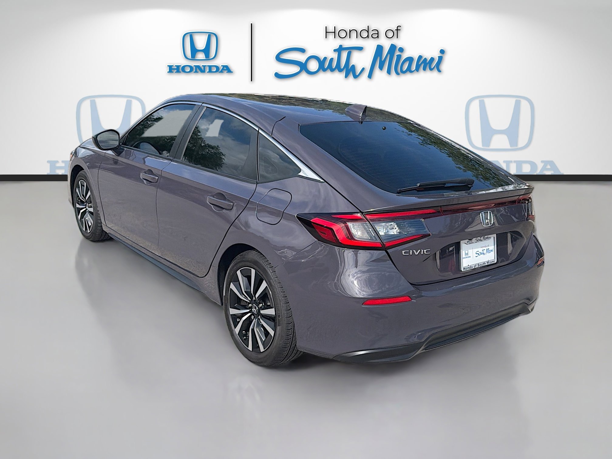 2024 Honda Civic Hatchback EX-L - Photo 5