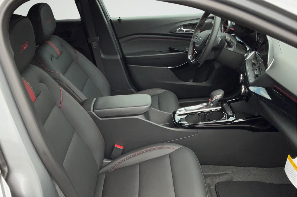 2026 Chevrolet Trax RS - Photo 18