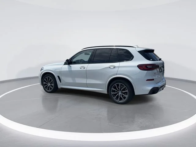 Used 2021 White BMW xDrive45e image 5