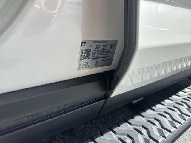 Used 2022 Beige Chevrolet Z71 image 39