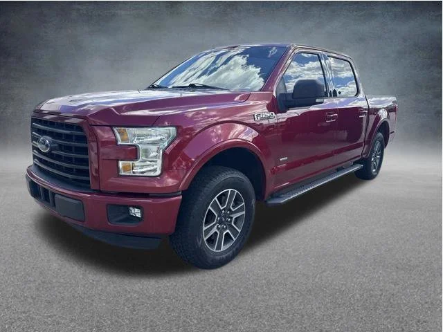 Used 2016 Red Ford XLT image 2