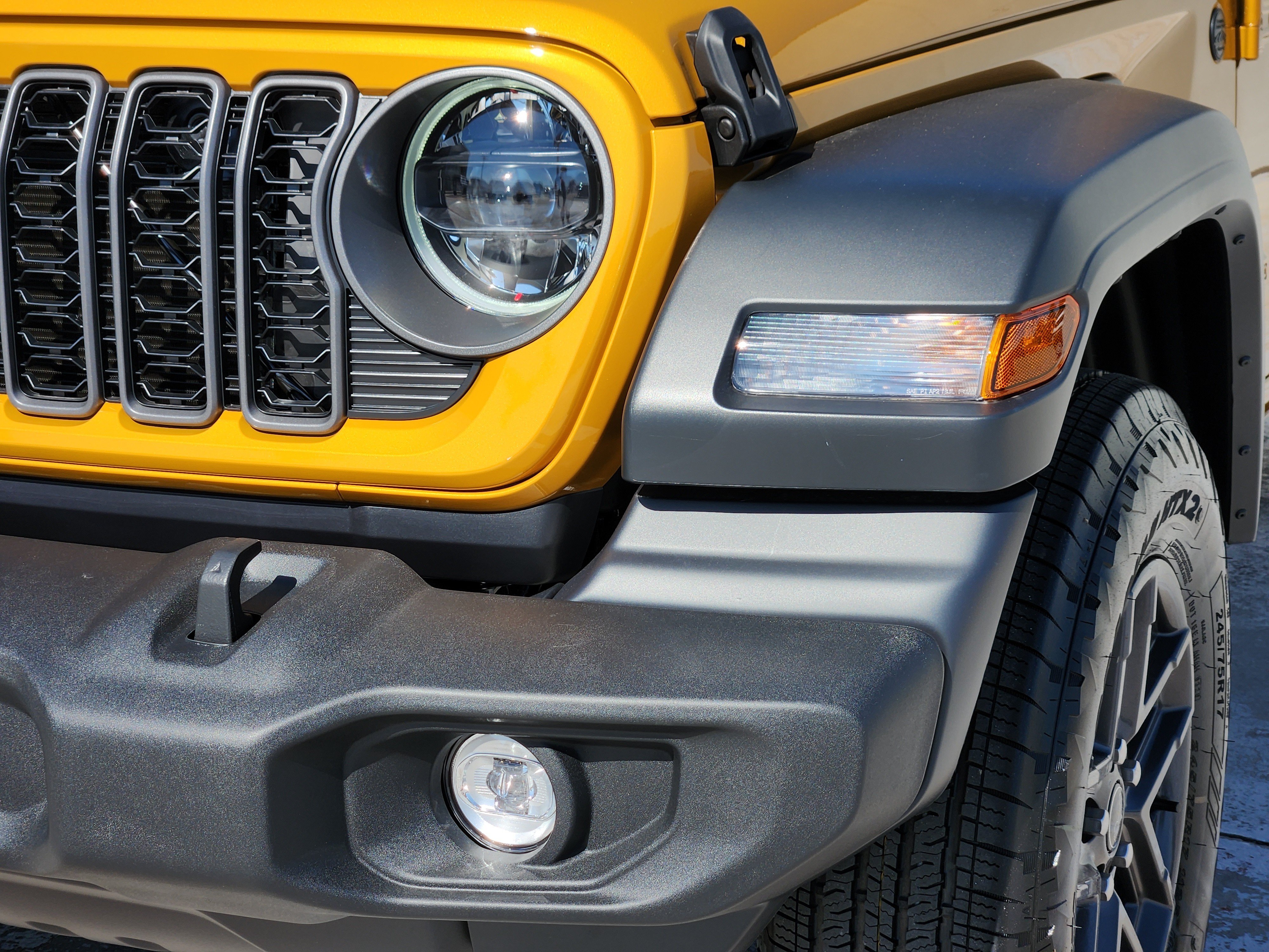 New 2026 Goldilocks Jeep Sport S image 6