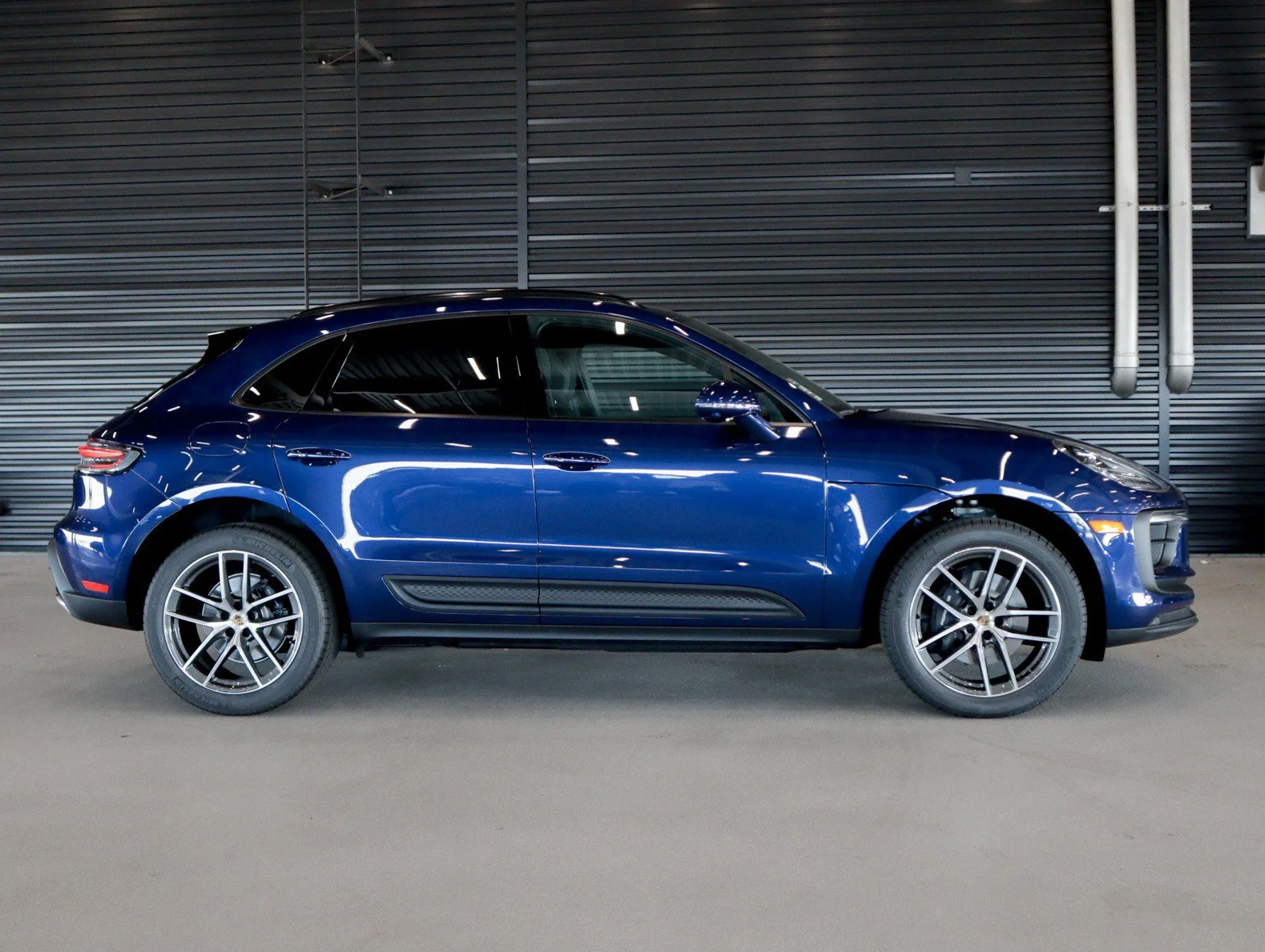 New 2026 Gentian Blue Metallic Porsche  image 11