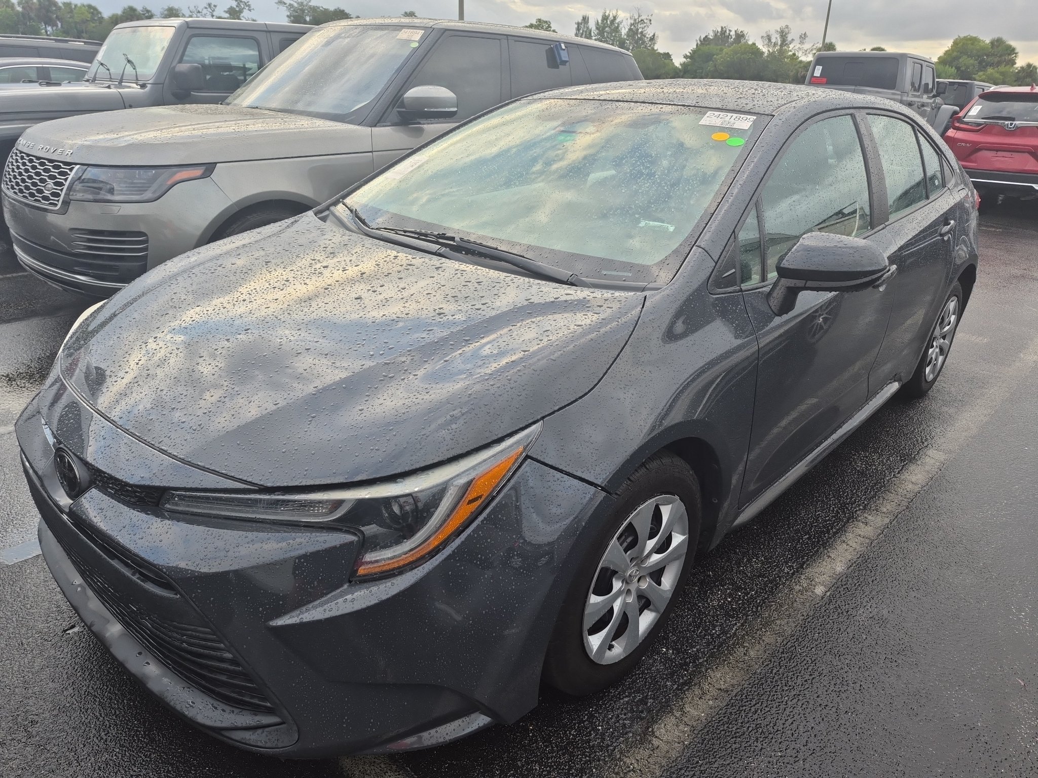 Used 2023 Underground Toyota LE image 2