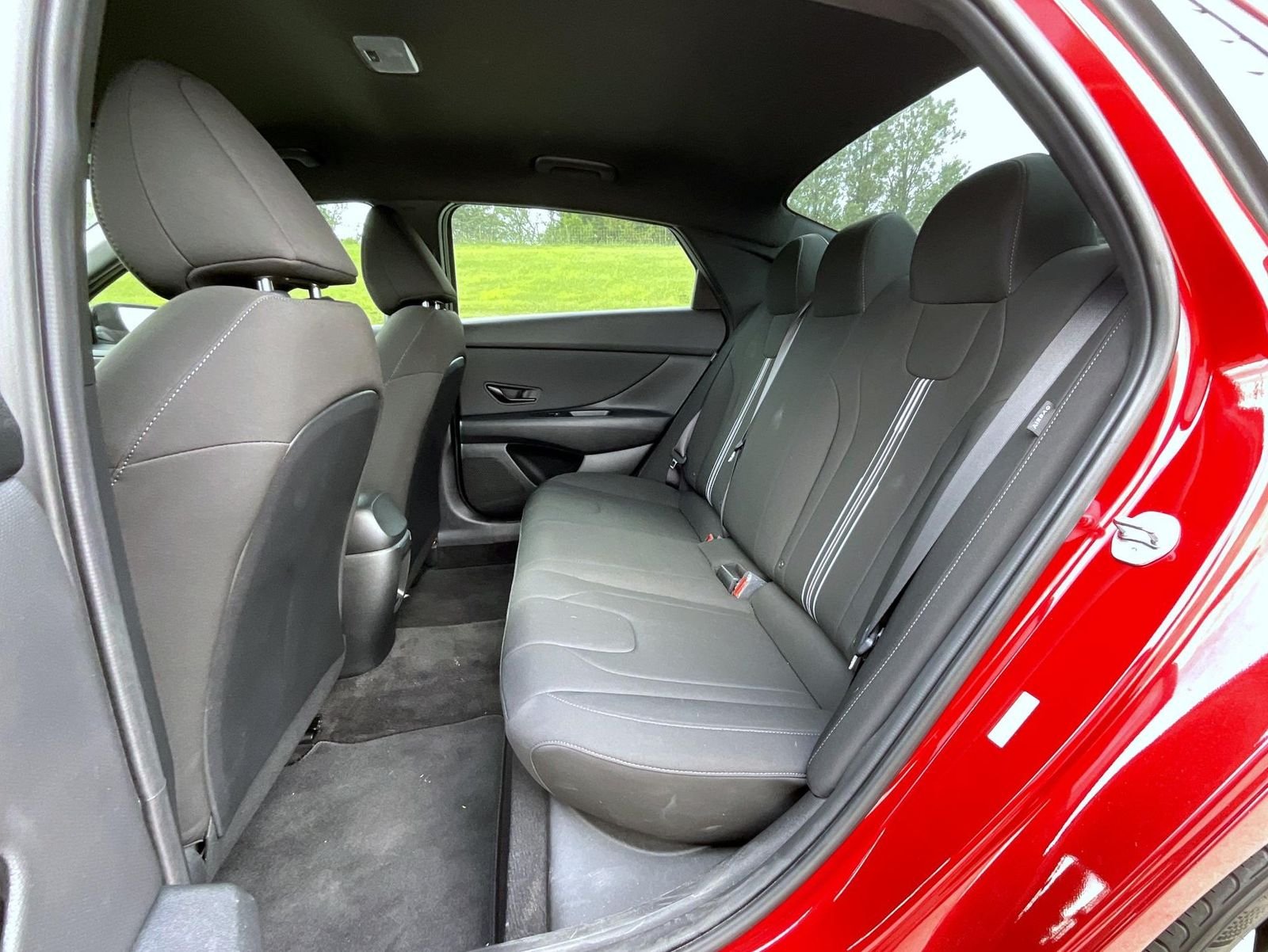 2025 Hyundai Elantra SEL - Photo 20