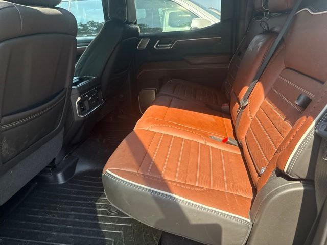Used 2025 Silver GMC Denali Ultimate image 9