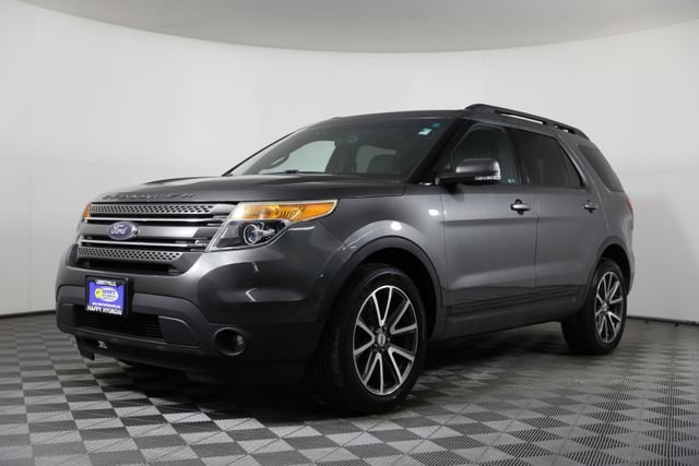 2015 Ford Explorer XLT 4x4's photo