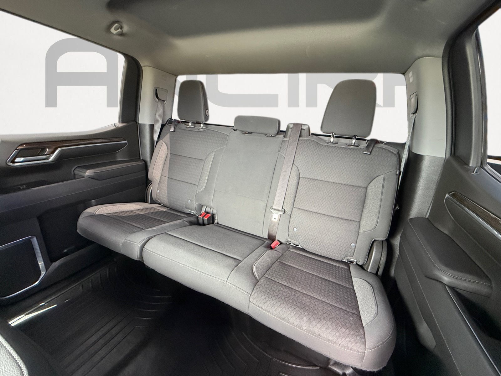 Used 2023 Sterling Gray Metallic Chevrolet LT image 20