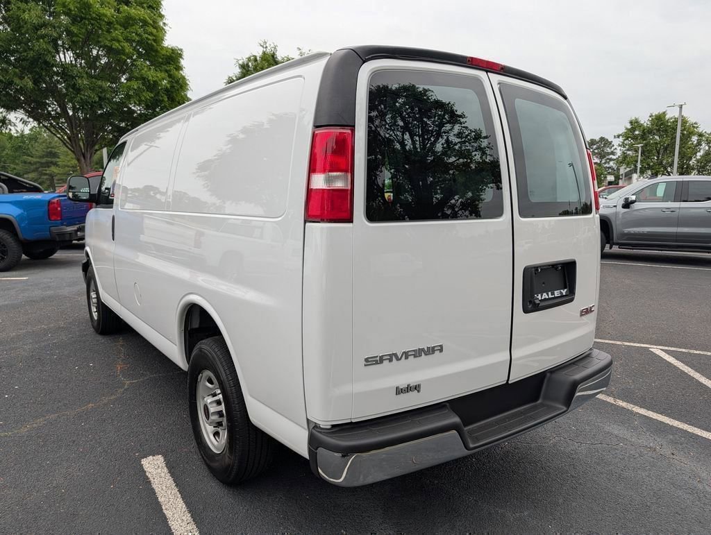 Used 2024 Summit White GMC Work Van image 6