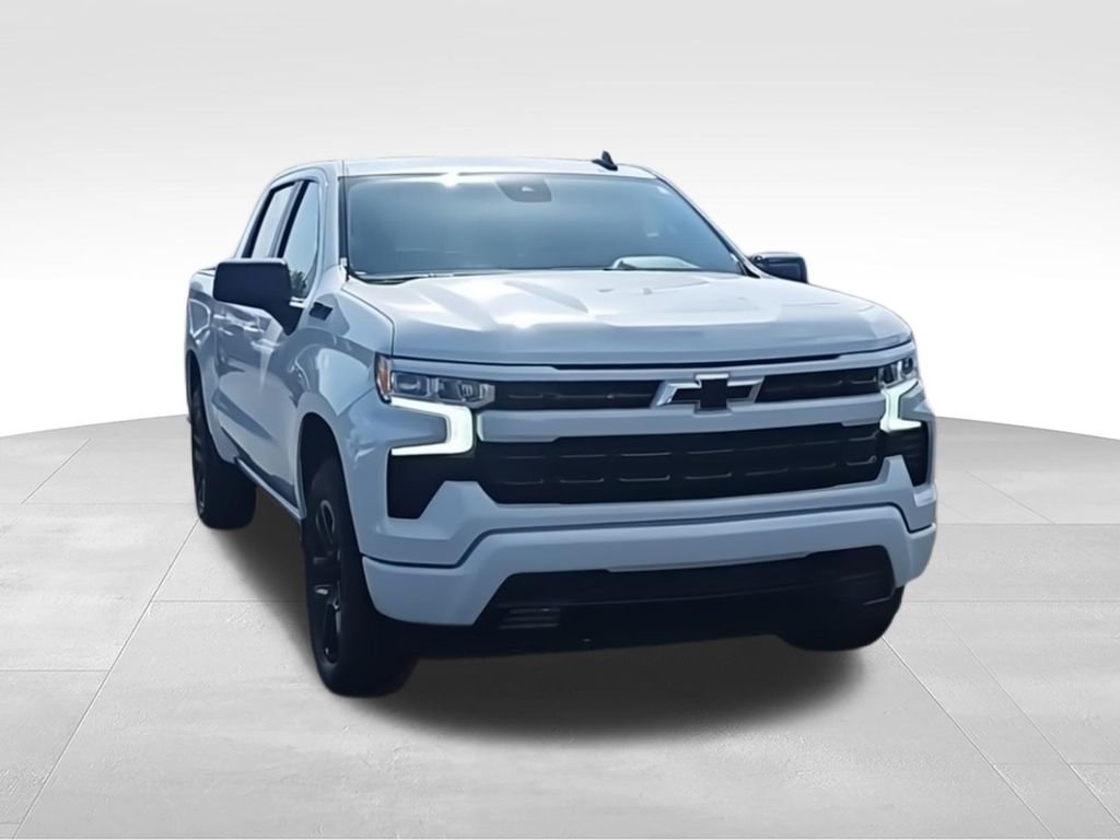 Used 2024 White Chevrolet RST image 3