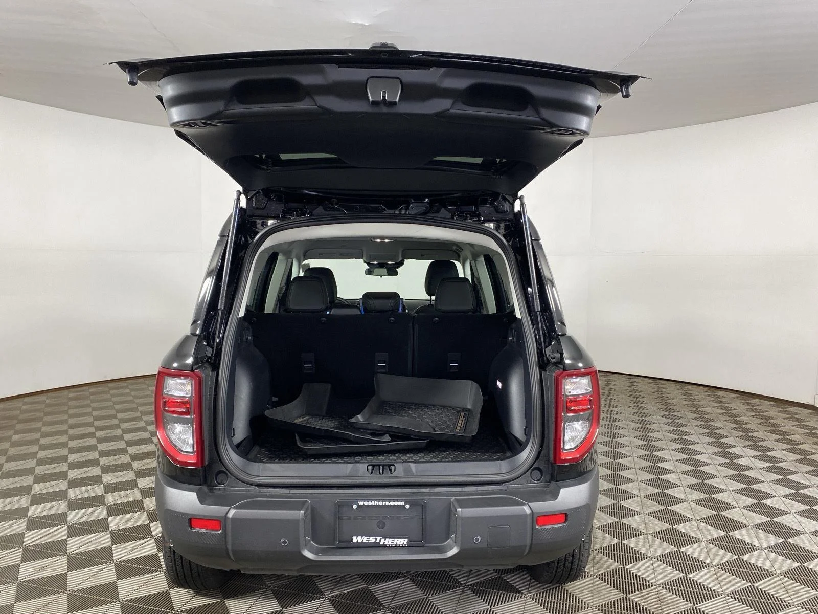 Used 2026 Shadow Black Ford Big Bend image 9