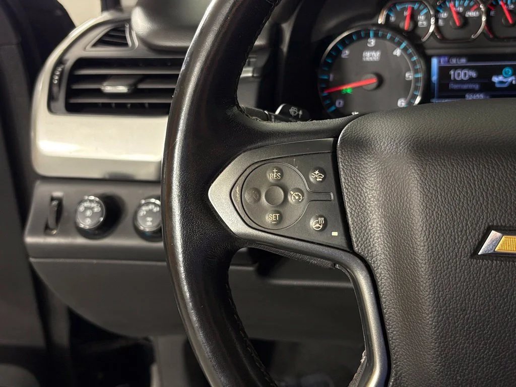 Used 2020 Black Chevrolet Premier image 23